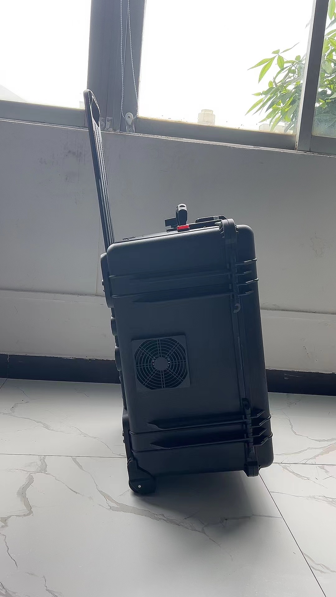 抚顺手拉箱型移动通信干扰器